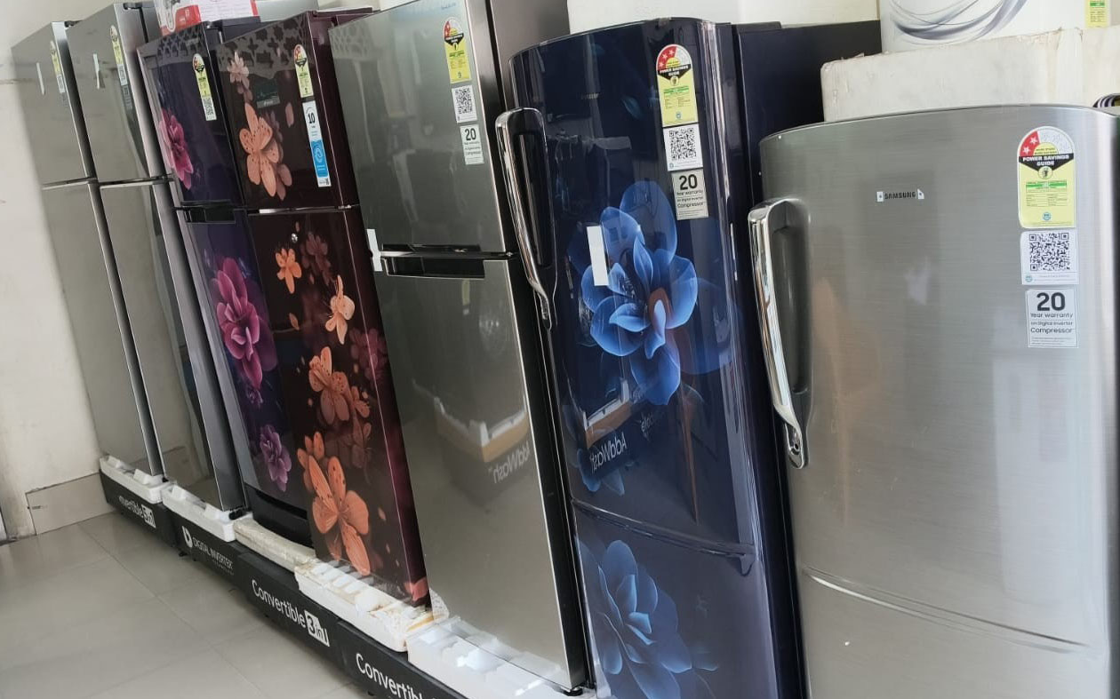 csd store noida
